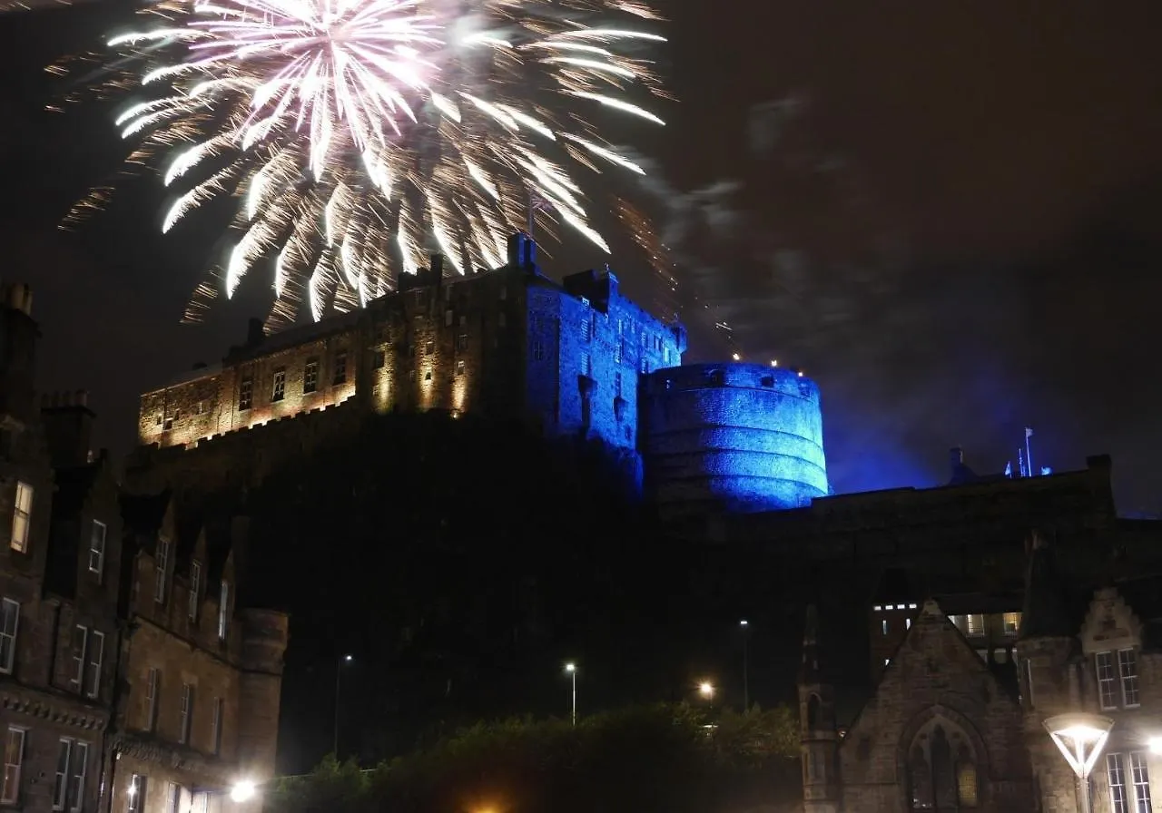 Appartamento Castle Suite 3 Old Town Edimburgo
